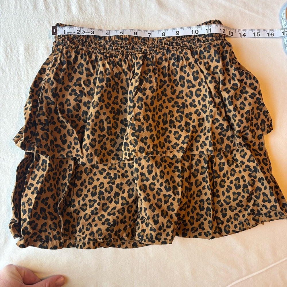 Old Navy Leopard print skirt, Old Navy Waffle Knit Top, Pink Skirt Button front - Picture 6 of 16